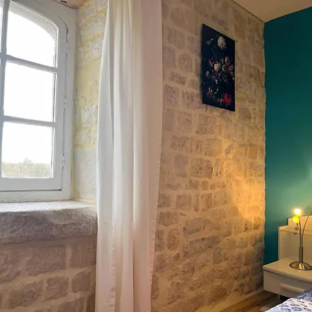 Holiday home Le Pressoir De Mere Eglise Sainte-Mere-Eglise